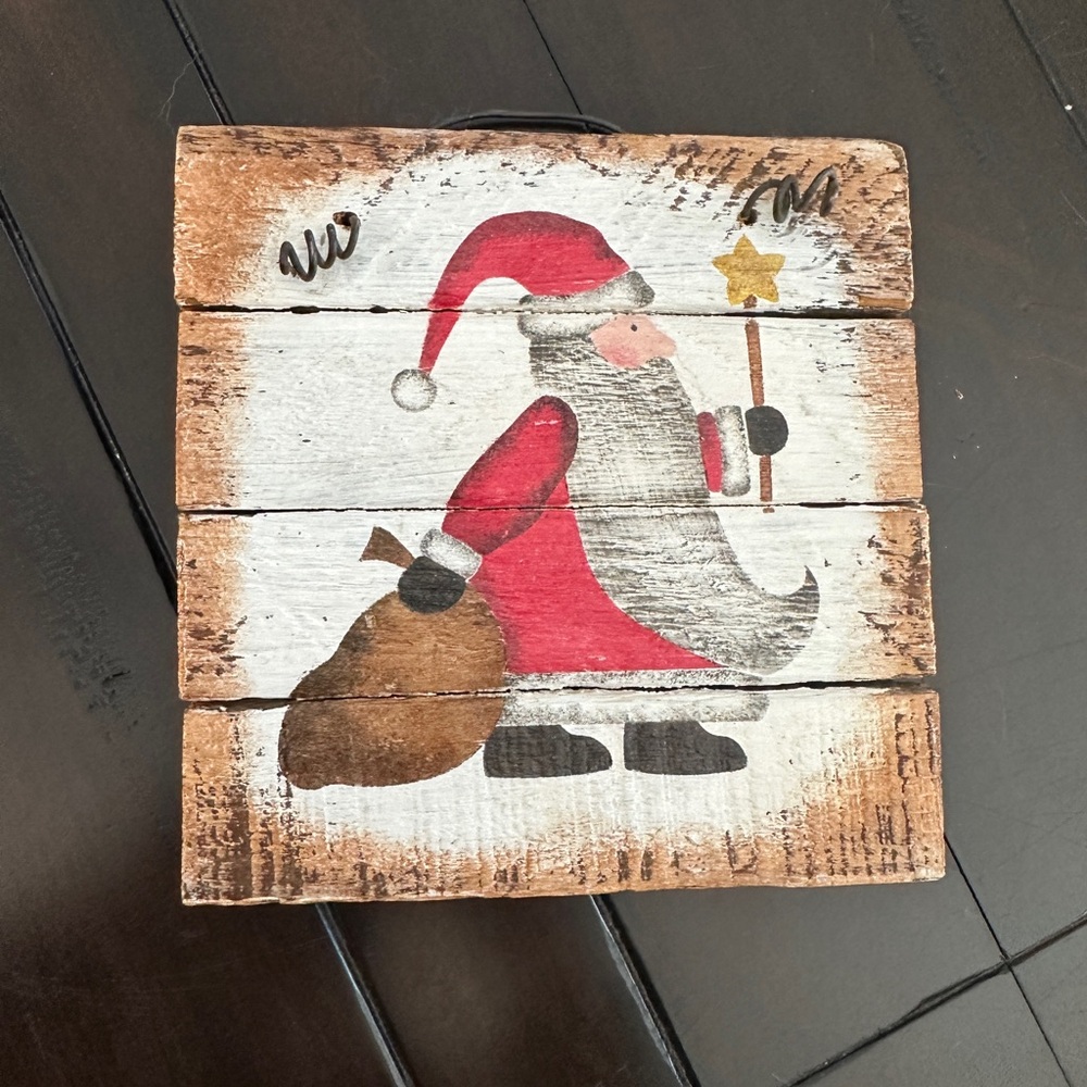 Hanging Christmas picture